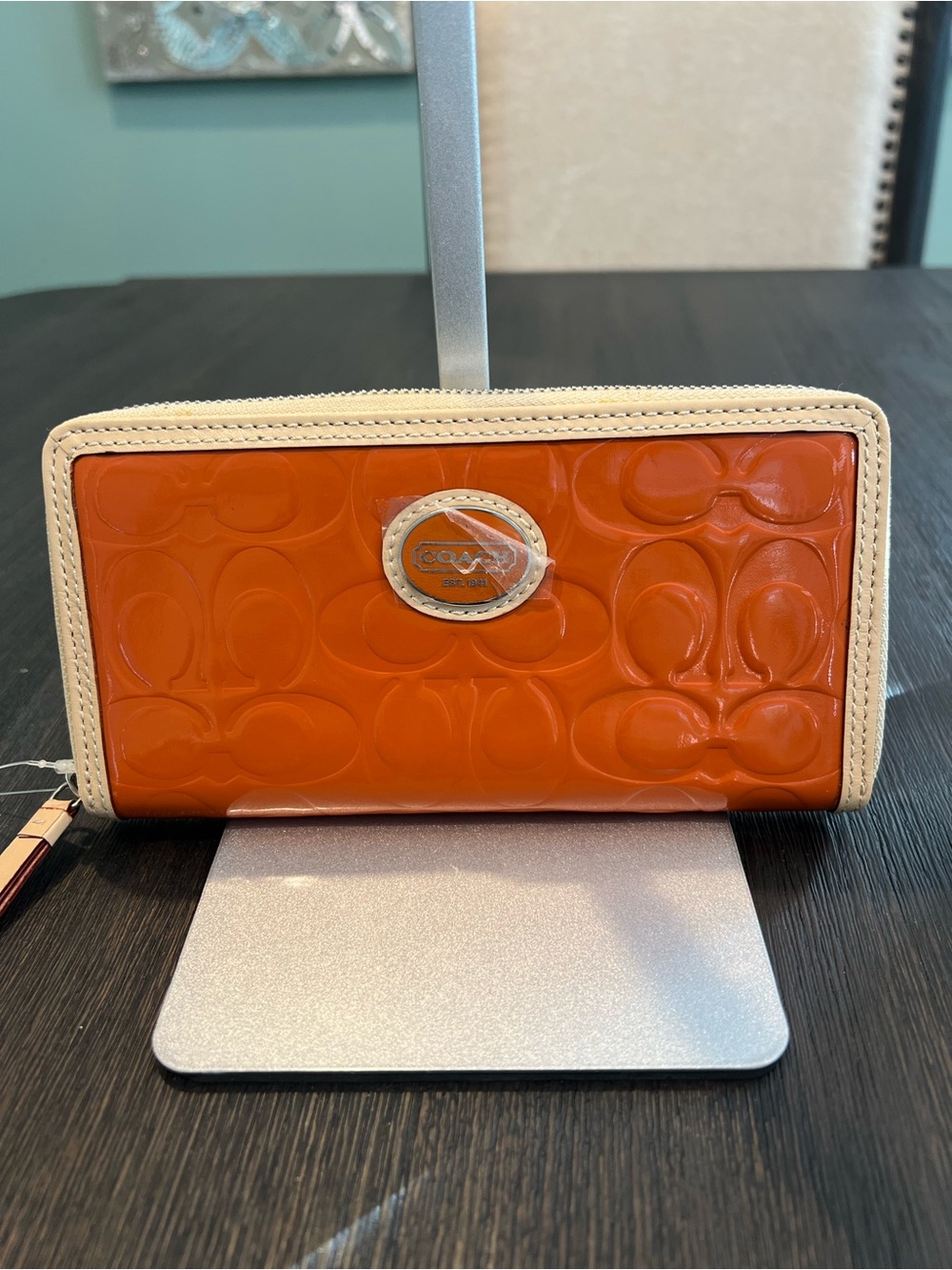 NWT Signature Accordion Zip Around Wallet in Orange